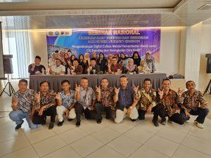 FITK Gelar Seminar Nasional Menuju Kampus Siber University